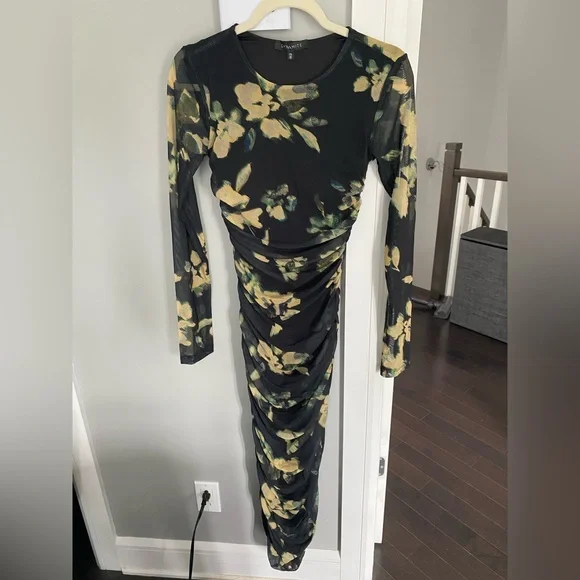Dynamite | Dresses | Dynamite Black And Gold Long Sleeve Bodycon Dress |  Poshmark